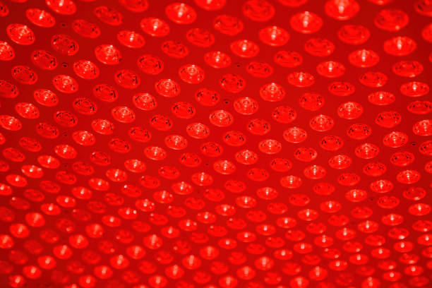 How Red Light Therapy Boosts Collagen and Skin Elasticity
